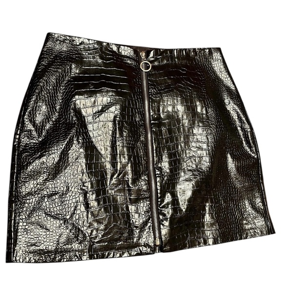 Endless Rose Zip Front Croc Embossed Miniskirt Black Sz M - Picture 7 of 15
